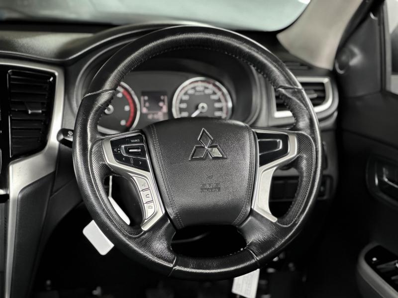 TRITON PLUS 4 DR 2.4 GLX