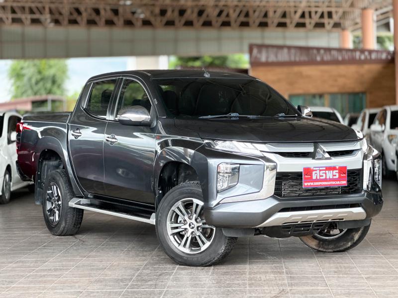 TRITON PLUS 4 DR 2.4 GLX