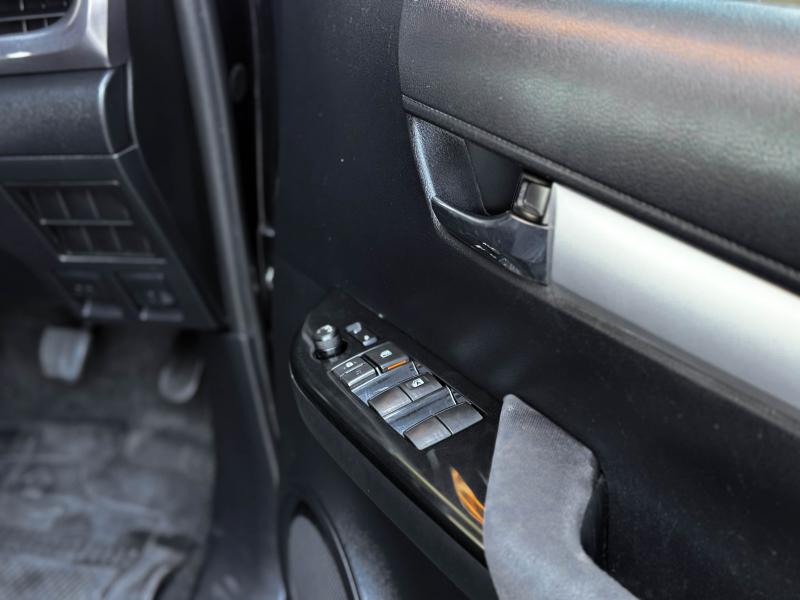 REVO 4DR 2.4 E 4X4 DIFFLOCK 