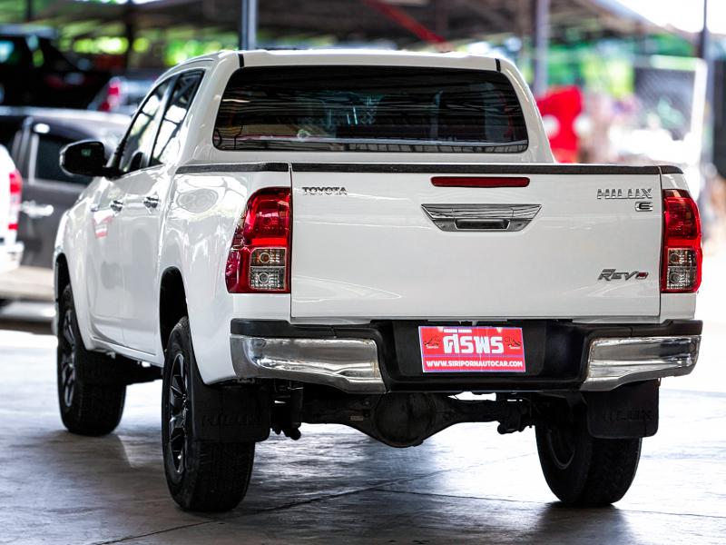 HILUX REVO 4DR 2.4 E PRERUNNER 