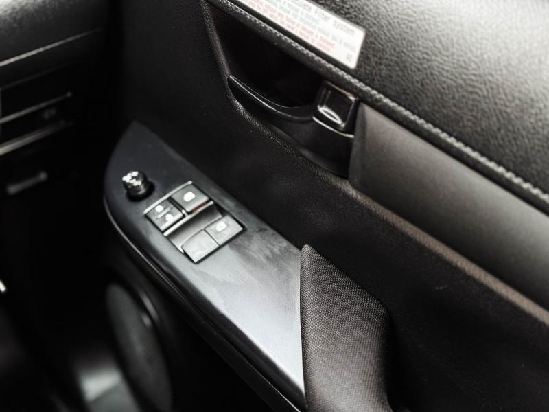 REVO CAB 2.4 ENTRY ZEDITION