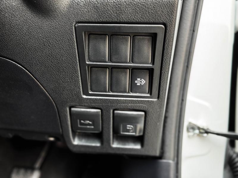 REVO CAB 2.4 ENTRY ZEDITION