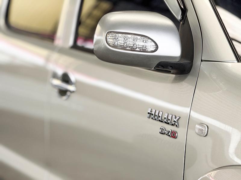 VIGO 4DR 2.5 E 4X4 PRERUNNER