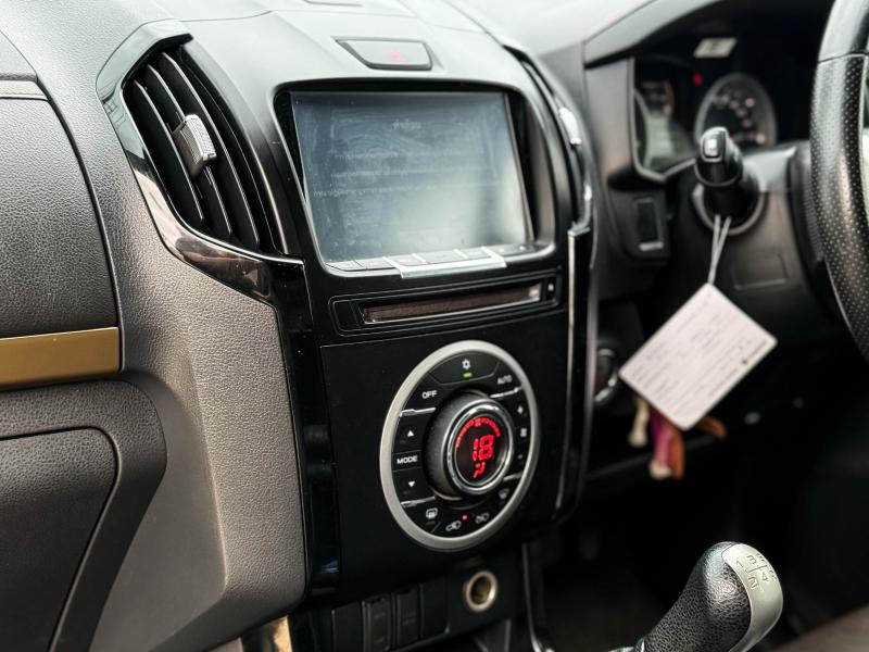 D-MAX VCROSS 4DR 3.0 Z 4X4
