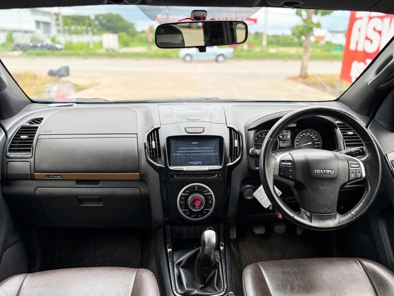 D-MAX VCROSS 4DR 3.0 Z 4X4