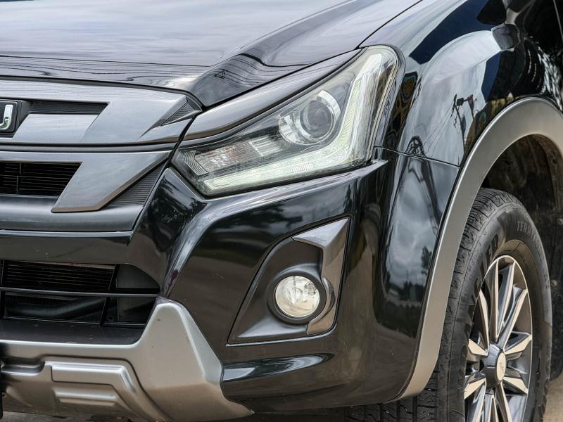 D-MAX VCROSS 4DR 3.0 Z 4X4