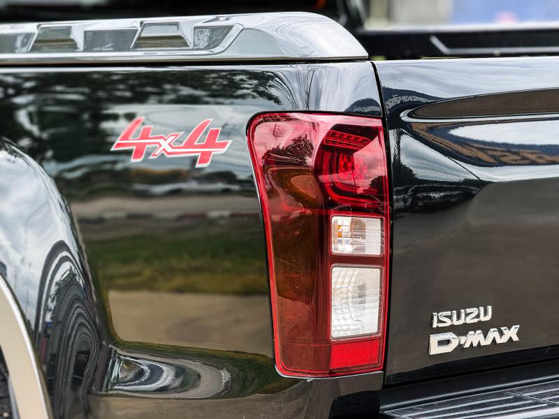D-MAX VCROSS 4DR 3.0 Z 4X4