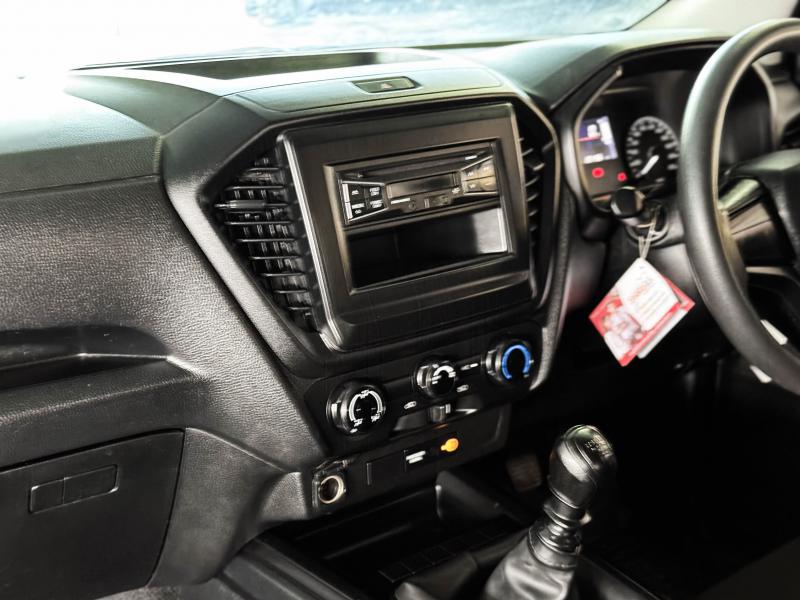 D-MAX SPACE CAB 1.9 S