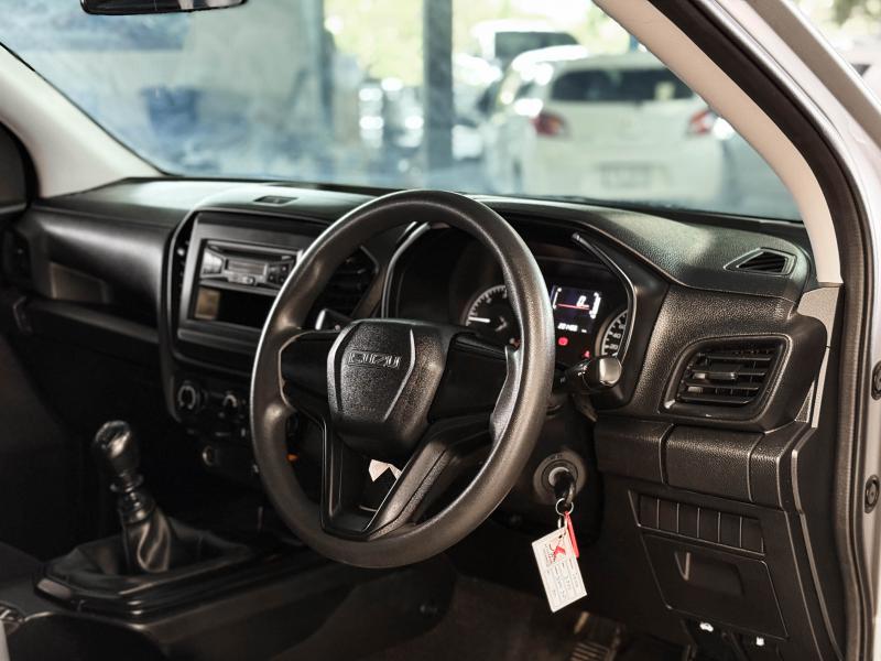 D-MAX SPACE CAB 1.9 S