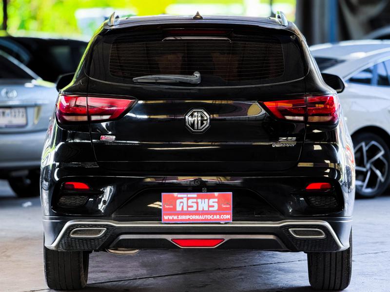 MG ZS 1.5 X SUNFOOF