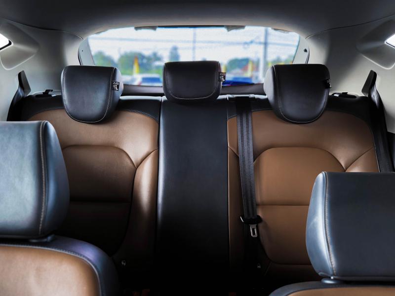 MG ZS 1.5 X SUNROOF i-SMART
