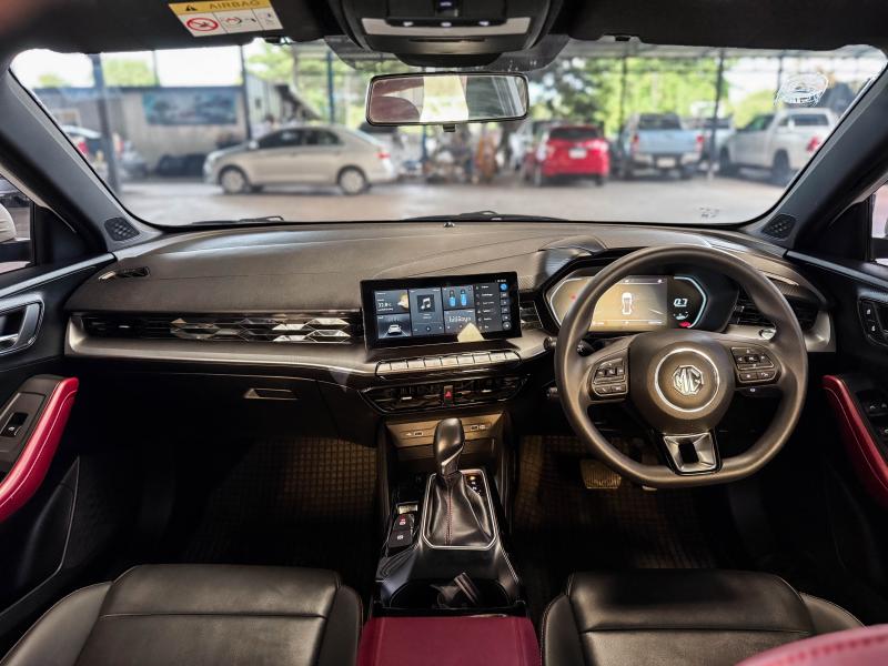 MG5 1.5 X SUNROOF i-SMART