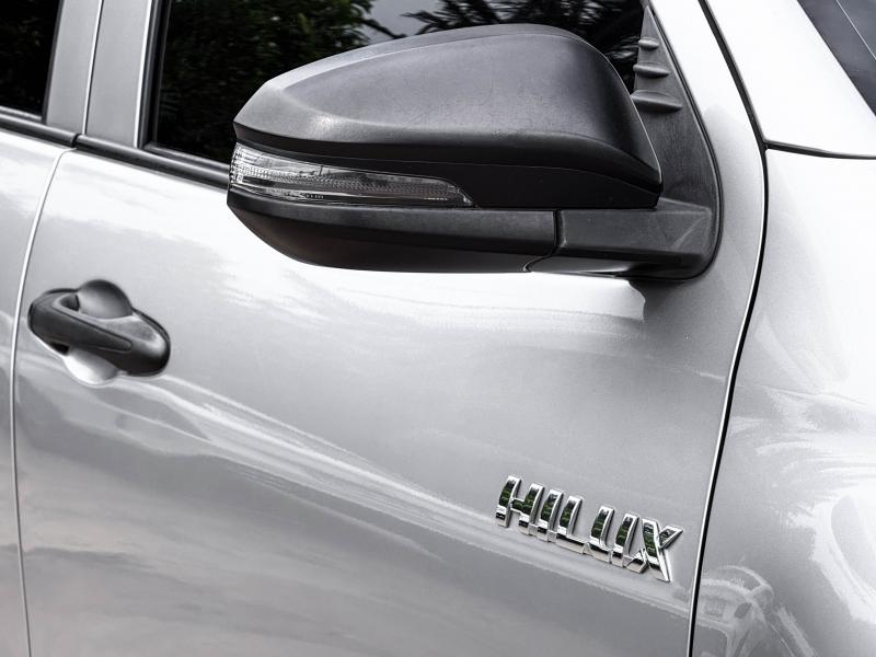 REVO 4DR 2.4 ENTRY ZEDITION