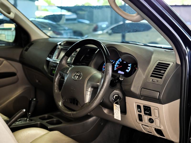 FORTUNER 3.0 V VSC VNTURBO 