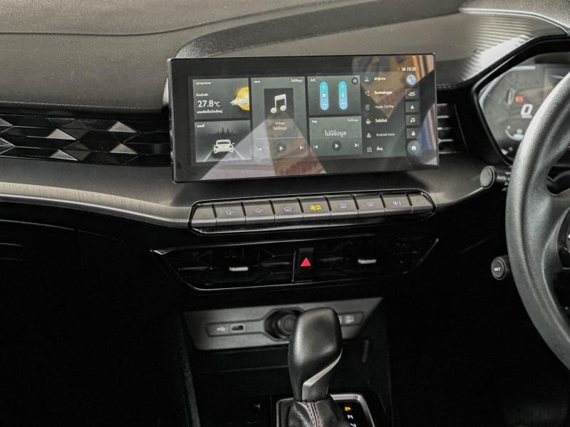 MG 5 1.5 X i-SMART SUNROOF