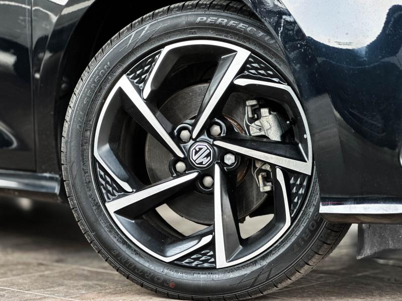 MG 5 1.5 X i-SMART SUNROOF