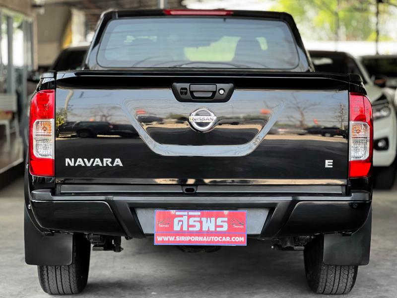 NAVARA NP-300 KING CAB 2.5 E BLACK EDITION 