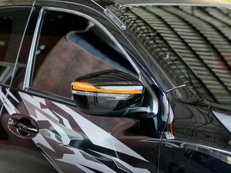 NAVARA NP-300 KING CAB 2.5 E BLACK EDITION 