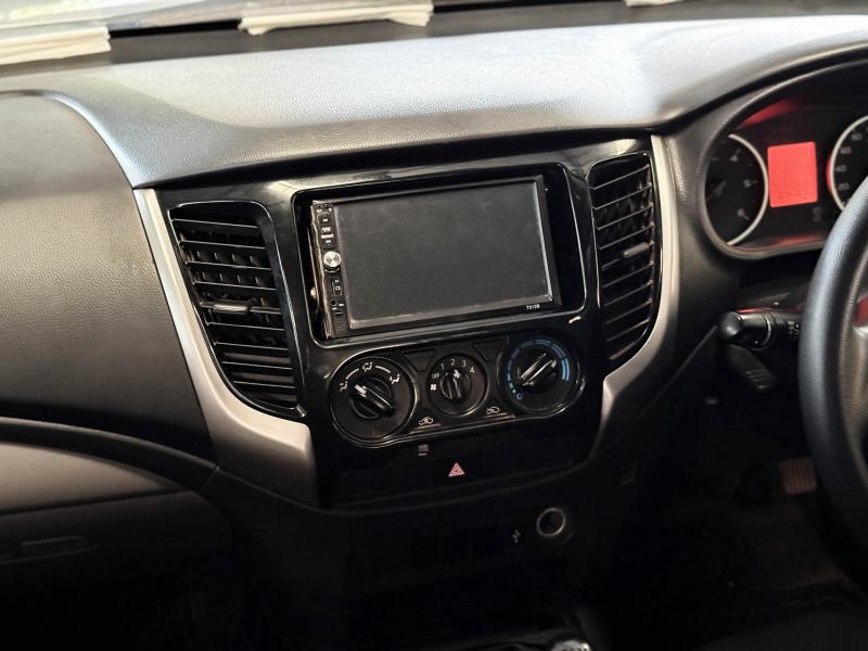 TRITON MEGA CAB 2.4 GLS PLUS