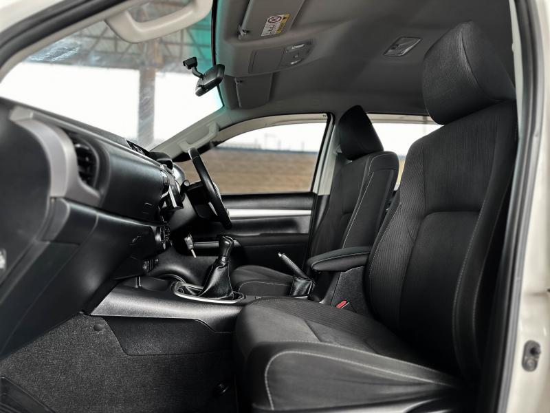 REVO 4DR 2.4E 4X4 DIFF-LOCK 