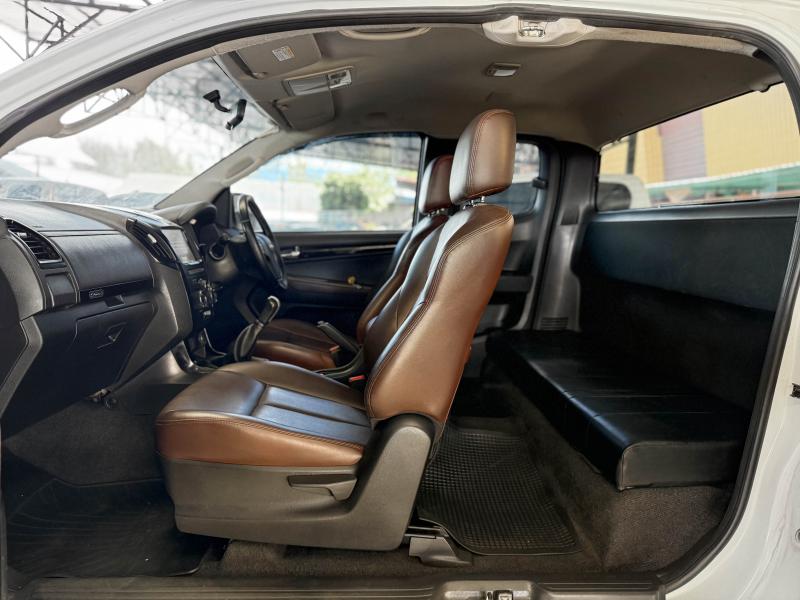 D-MAX CAB 3.0 Z Ddi DA HI LANDER