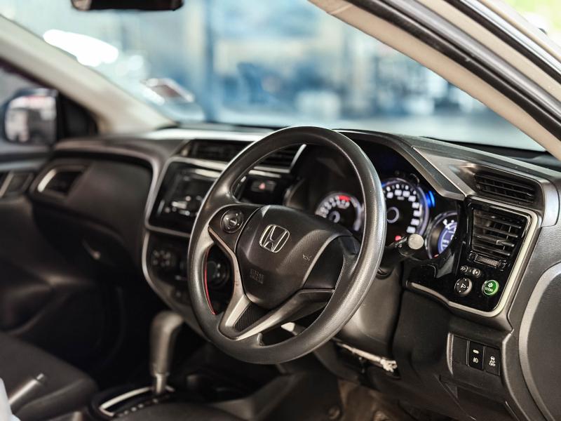 CITY 1.5 V+ i-VTEC 