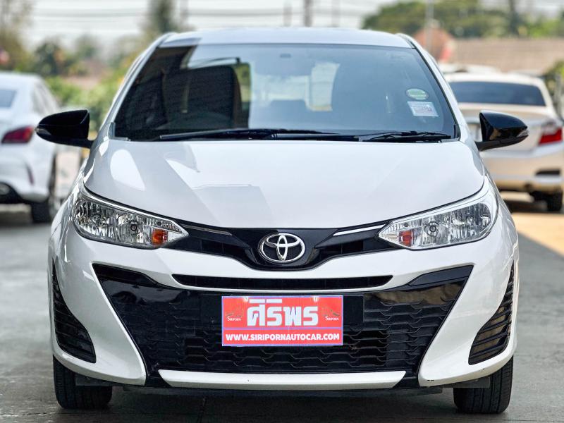 YARIS HATCHBACK 1.2 MID 