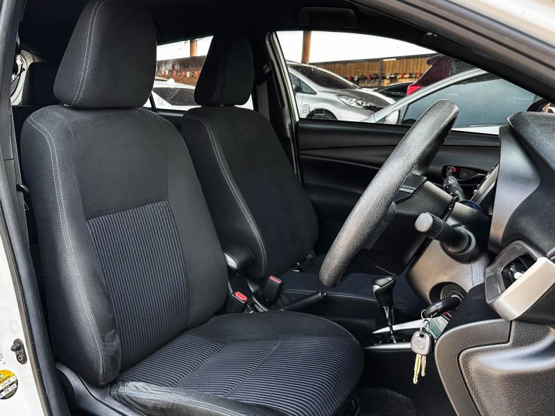 YARIS HATCHBACK 1.2 MID 