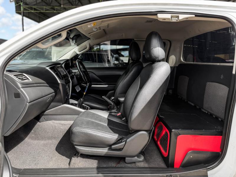 TRITON PLUS MEGA CAB 2.4 GLX MIVEC