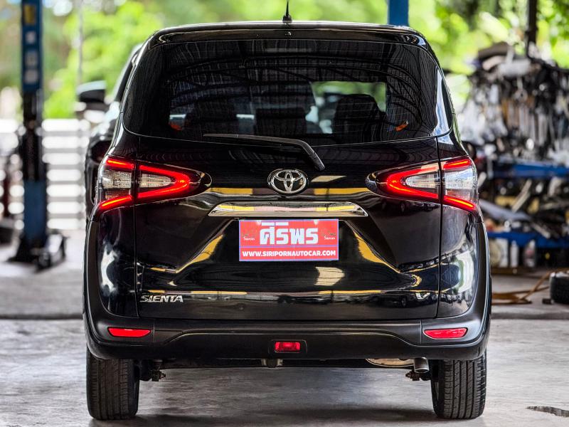 SIENTA 1.5 V