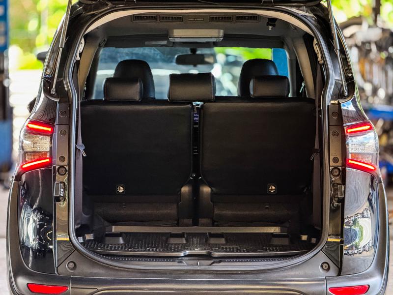 SIENTA 1.5 V