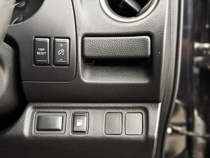 NAVARA NP300 KINGCAB 2.5 E 