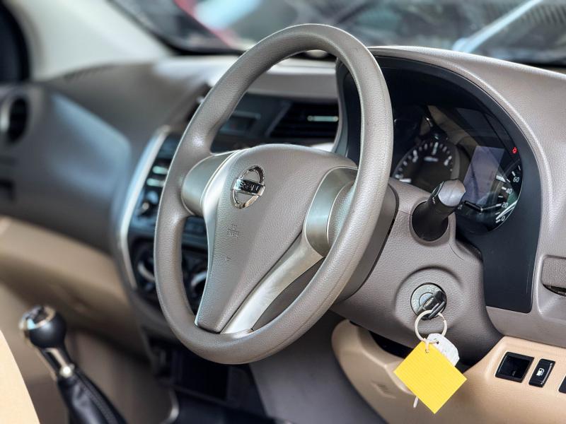 NAVARA NP300 MEGACAB 2.5