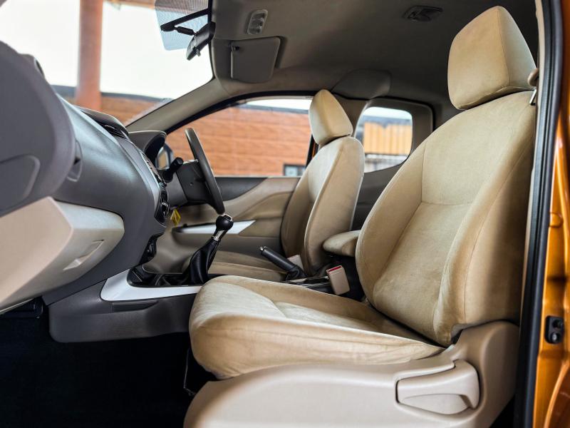 NAVARA NP300 MEGACAB 2.5