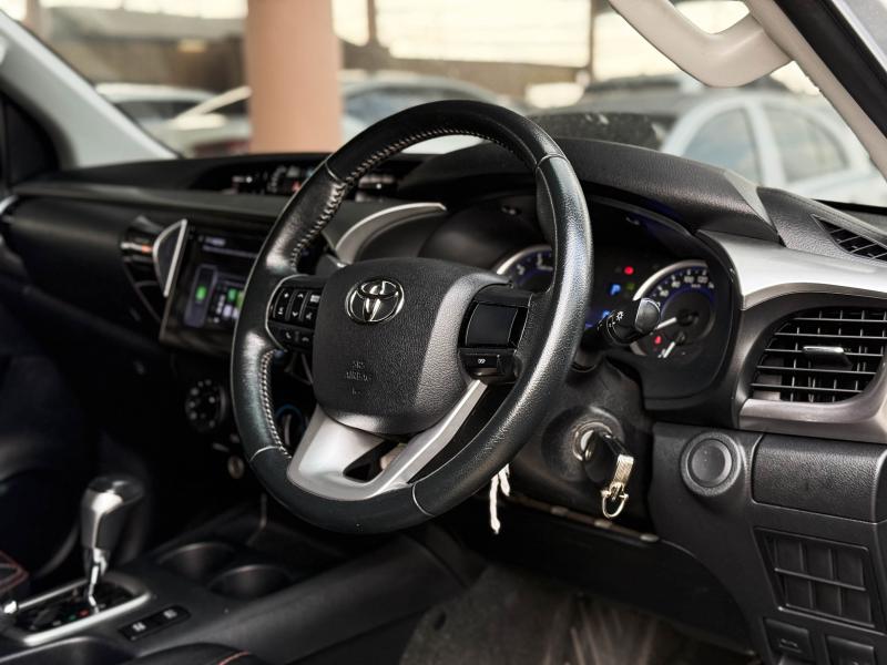 HILUX REVO 4DR 2.4E PRERUNNER