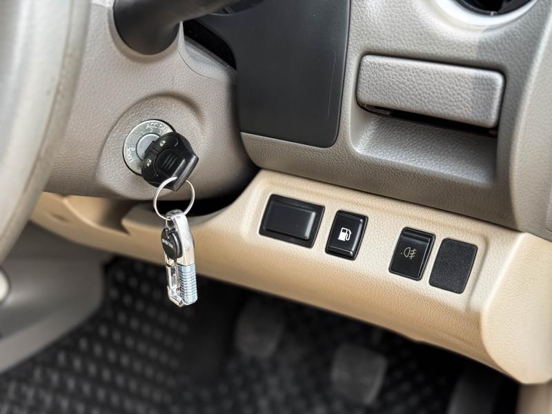 NAVARA KINGCAB 2.5E