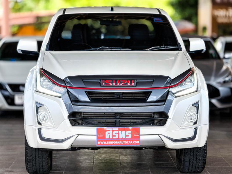 D-MAX 4DR 1.9 XSERIES DDI HILANDER 