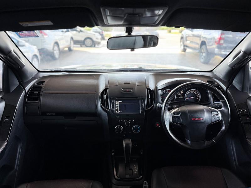 D-MAX 4DR 1.9 XSERIES DDI HILANDER 