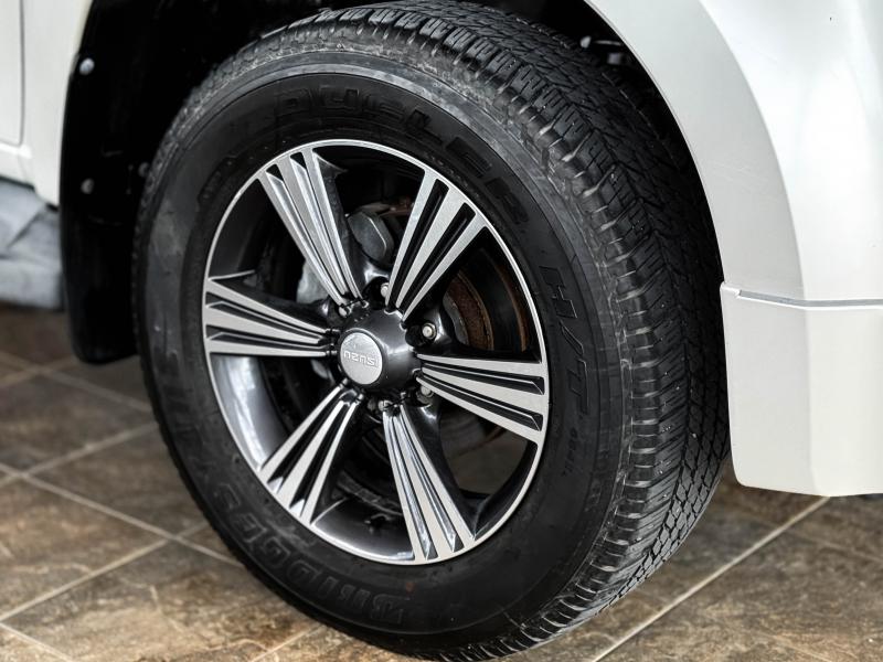 D-MAX 4DR 1.9 XSERIES DDI HILANDER 