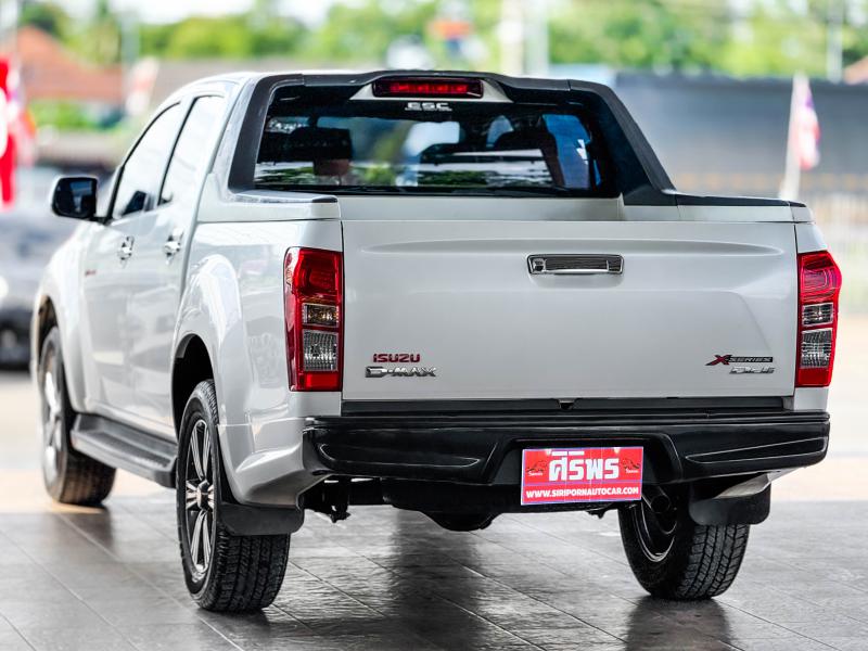 D-MAX 4DR 1.9 XSERIES DDI HILANDER 
