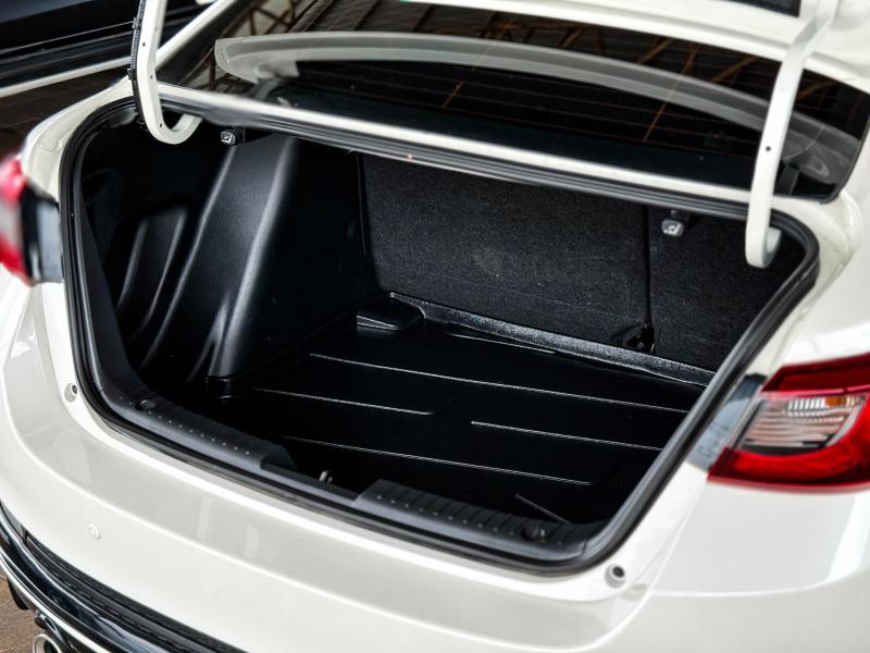 MAZDA 2 1.3 C SKYACTIV G ,AT