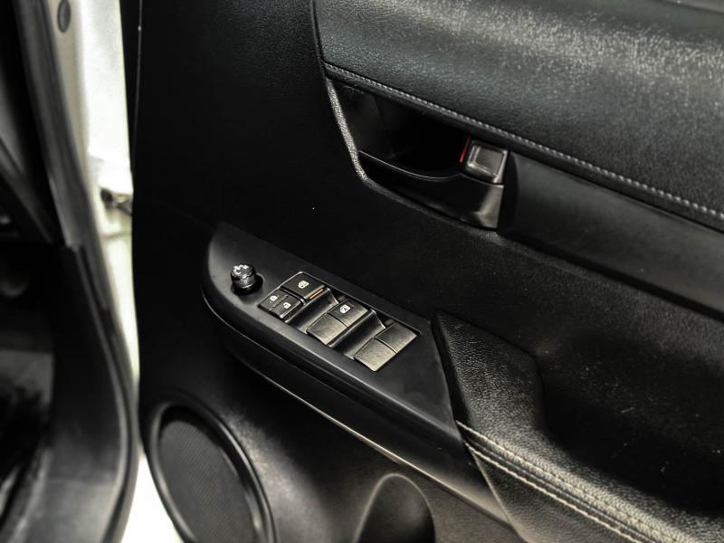 REVO 4DR 2.4 ENTRY ZEDITION