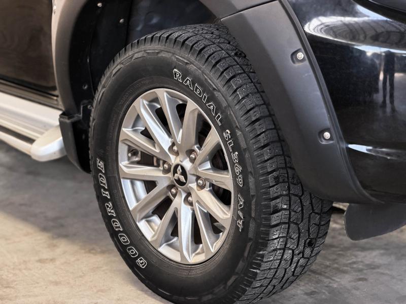 TRITON PLUS 4DR 2.4 GLS MIVEC