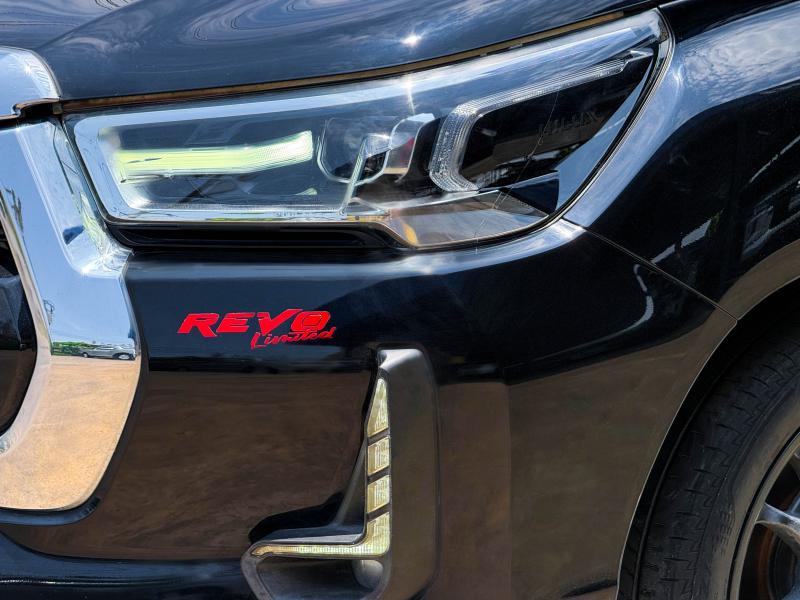 REVO 4DR 2.4 ENTRY ZEDITION