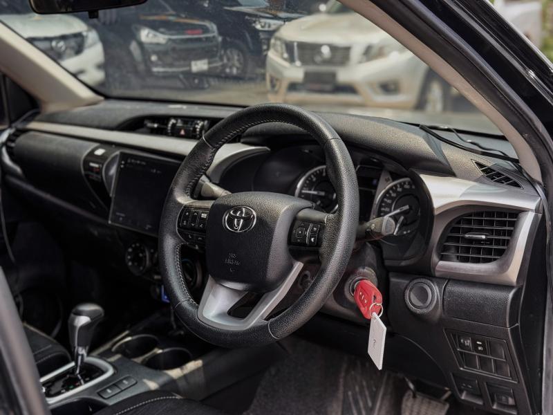 REVO 4DR 2.4 ENTRY ZEDITION