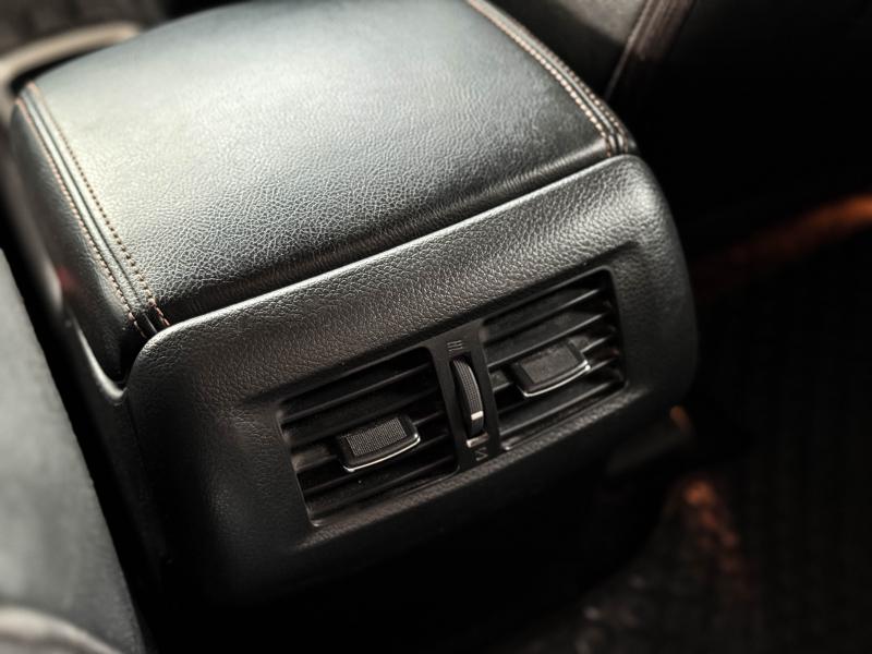 NAVARA KINGCAB 2.5E BLACK EDITION