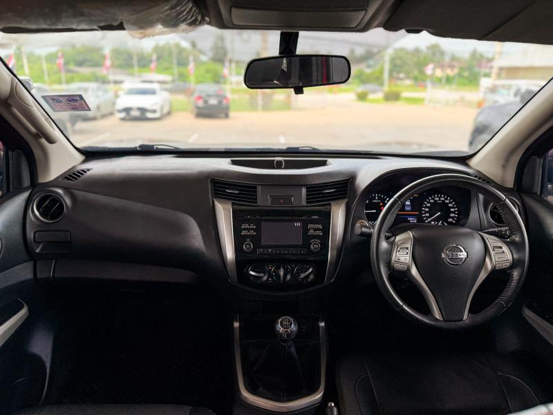 NAVARA KINGCAB 2.5E BLACK EDITION