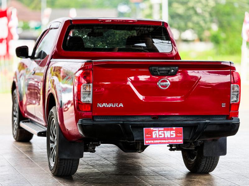 NAVARA KINGCAB 2.5E BLACK EDITION