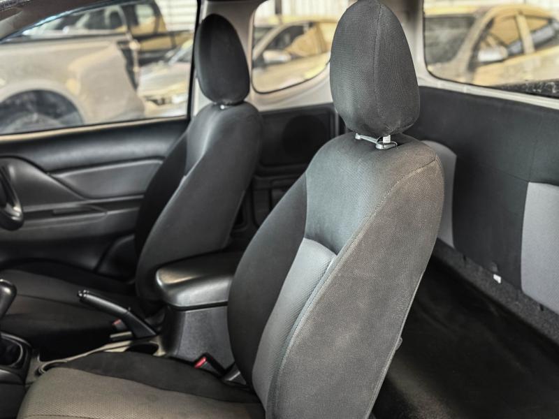 TRITON MEGA CAB 2.5 GLX