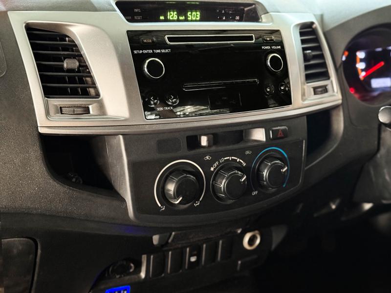 VIGO CHAMP CAB 2.5G PRERUNNER 